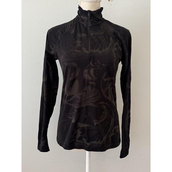 Athleta Tops - Athleta Momentum Seamless 1/2 Zip Top Black Swirl Pattern Women’s M